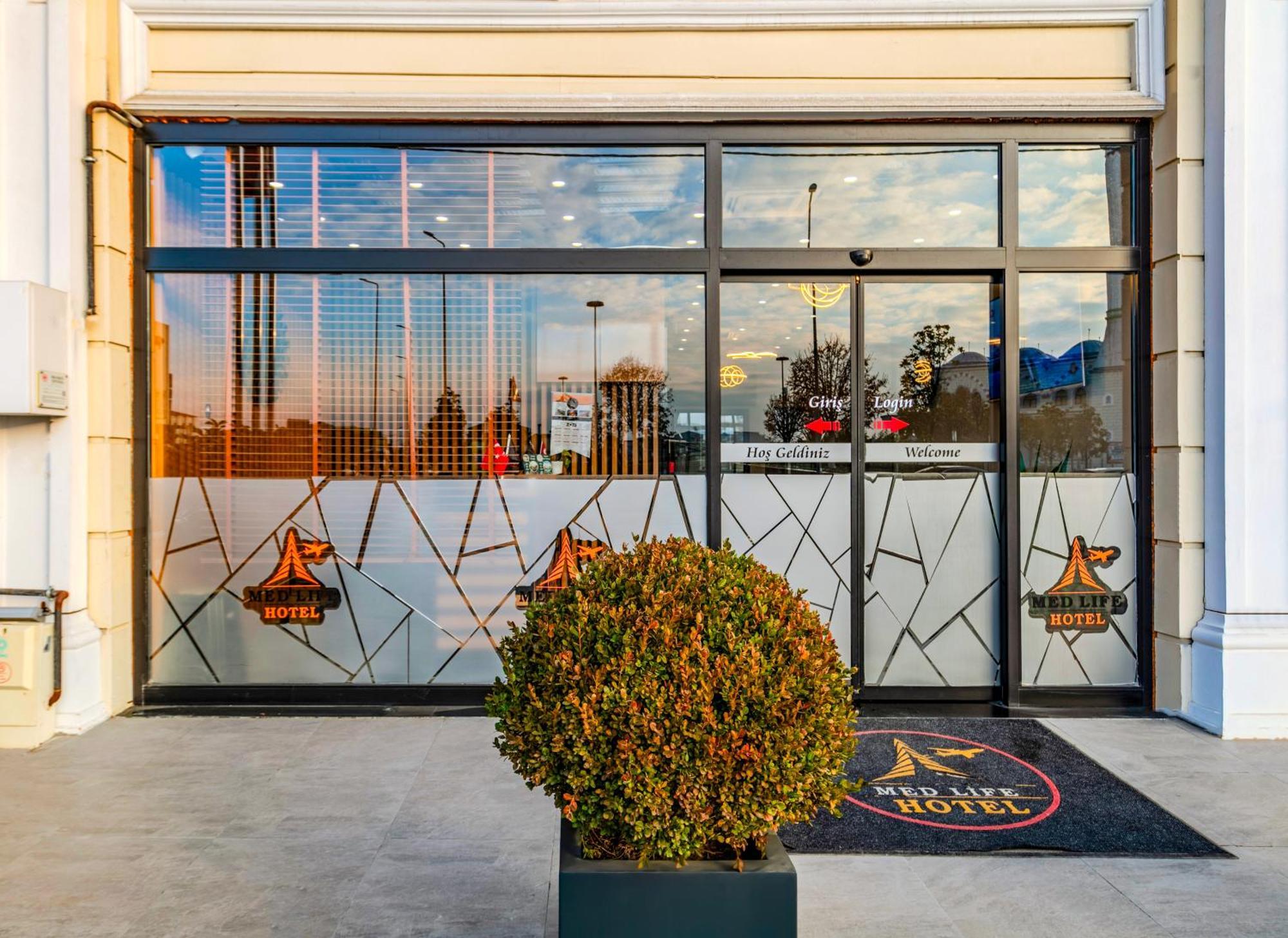 Arnavutkoy Med Life Hotel Istanbul Airport מראה חיצוני תמונה